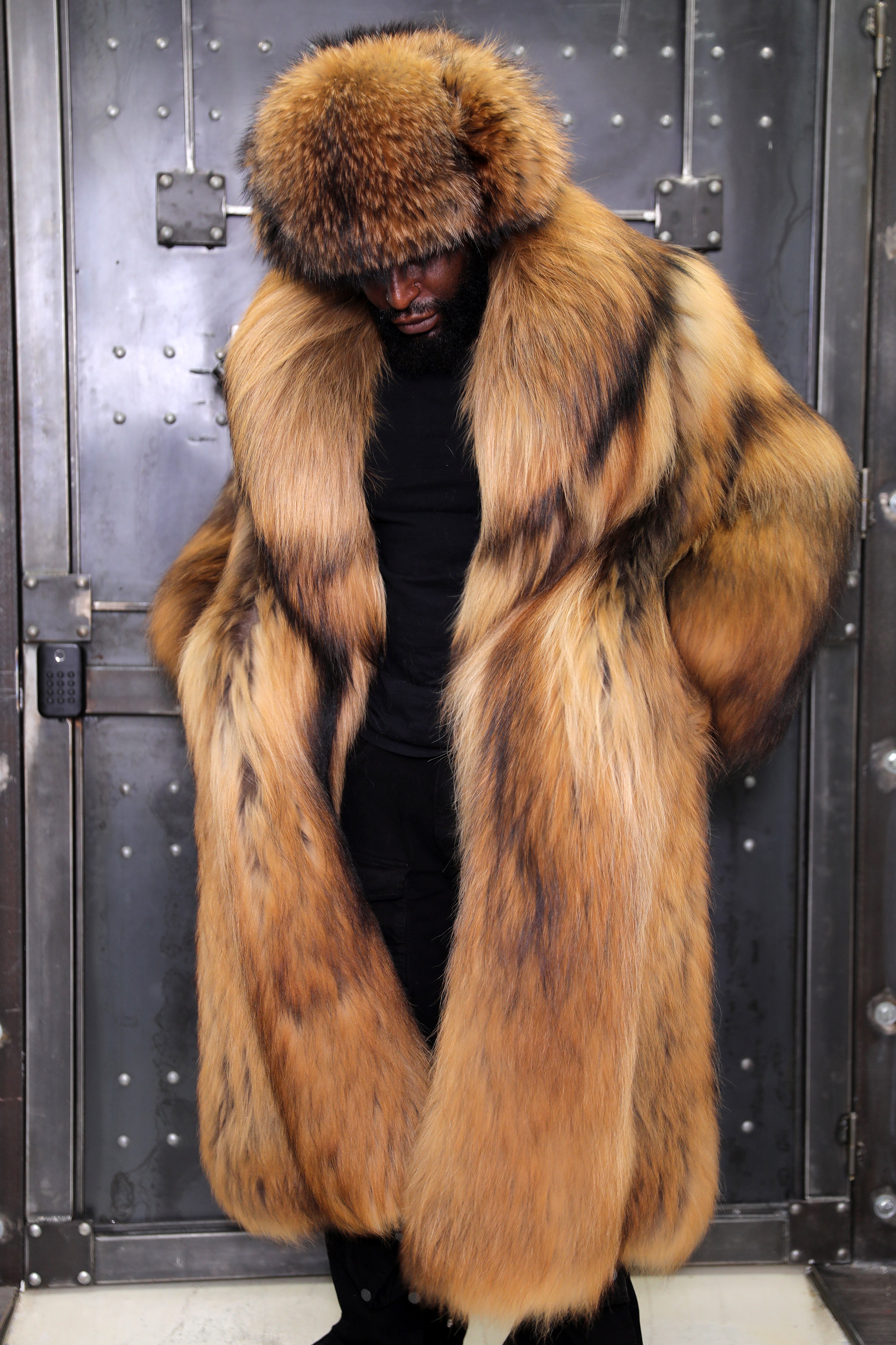 Men's Long-Hair Tanuki Full-Length Coat (Ultra Rare Edition)