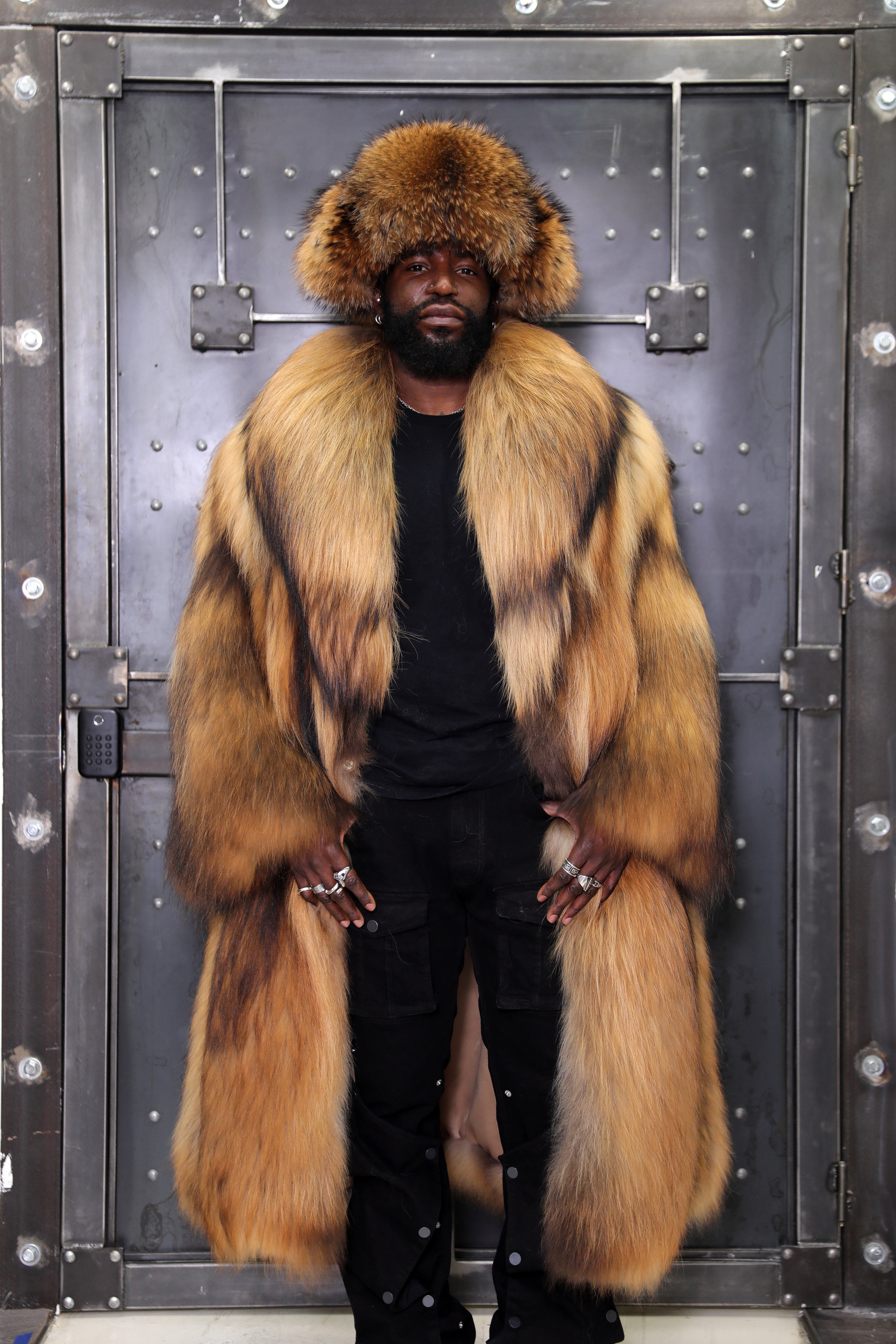 Men's Long-Hair Tanuki Full-Length Coat (Ultra Rare Edition)