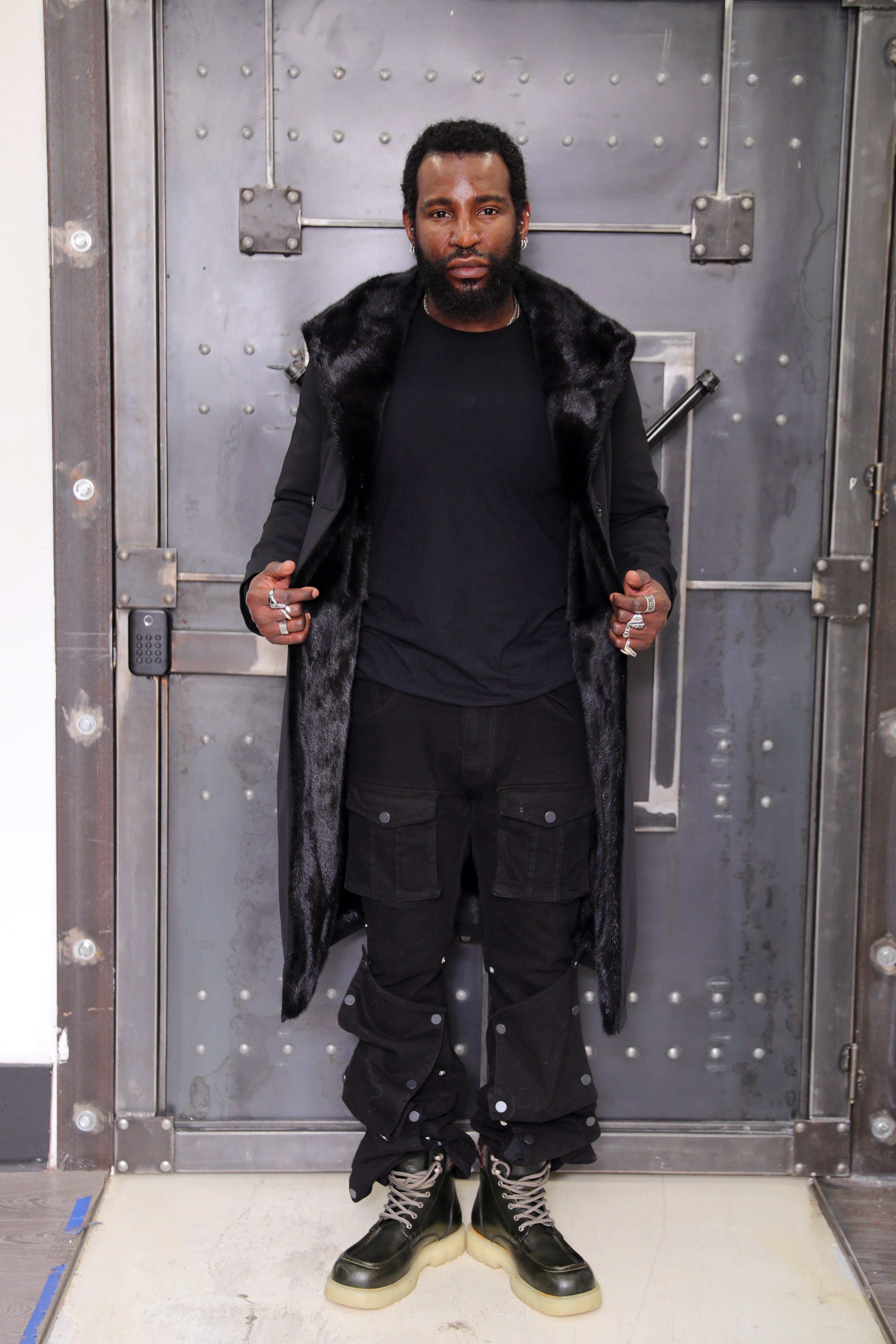 BLACK - 3-in-1 Reversible Full-Skin Mink & Technical Fabric Trench Coat