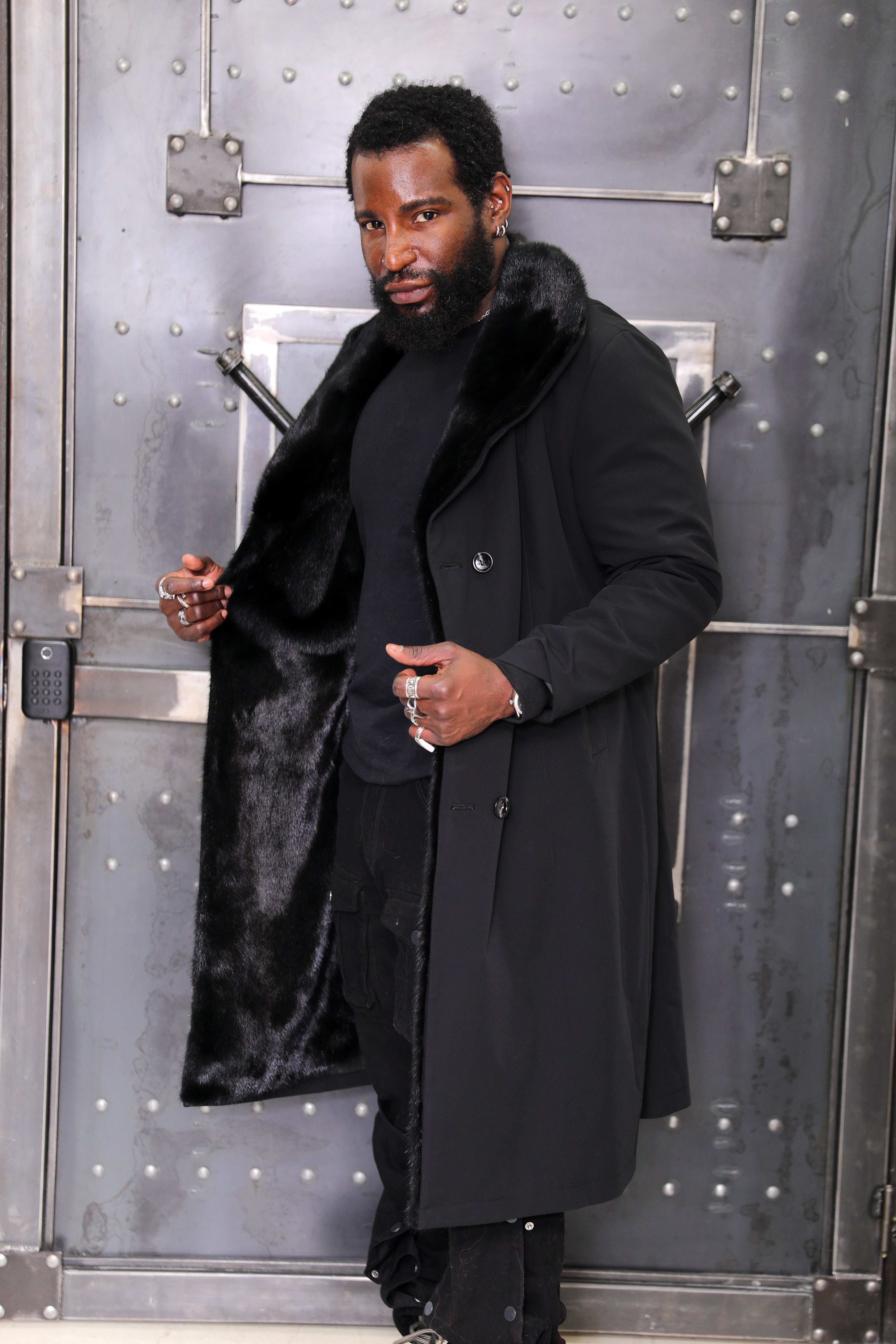 BLACK - 3-in-1 Reversible Full-Skin Mink & Technical Fabric Trench Coat