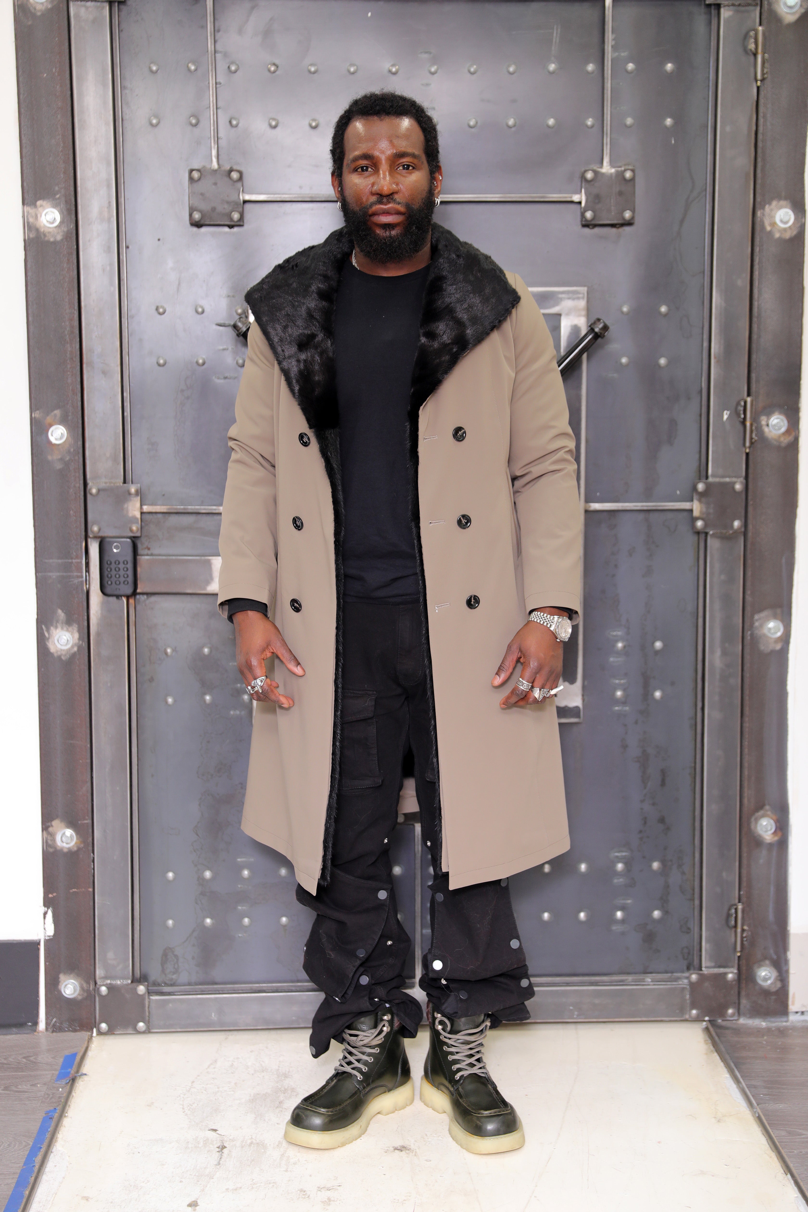 TAN - 3-in-1 Reversible Full-Skin Mink & Technical Fabric Trench Coat