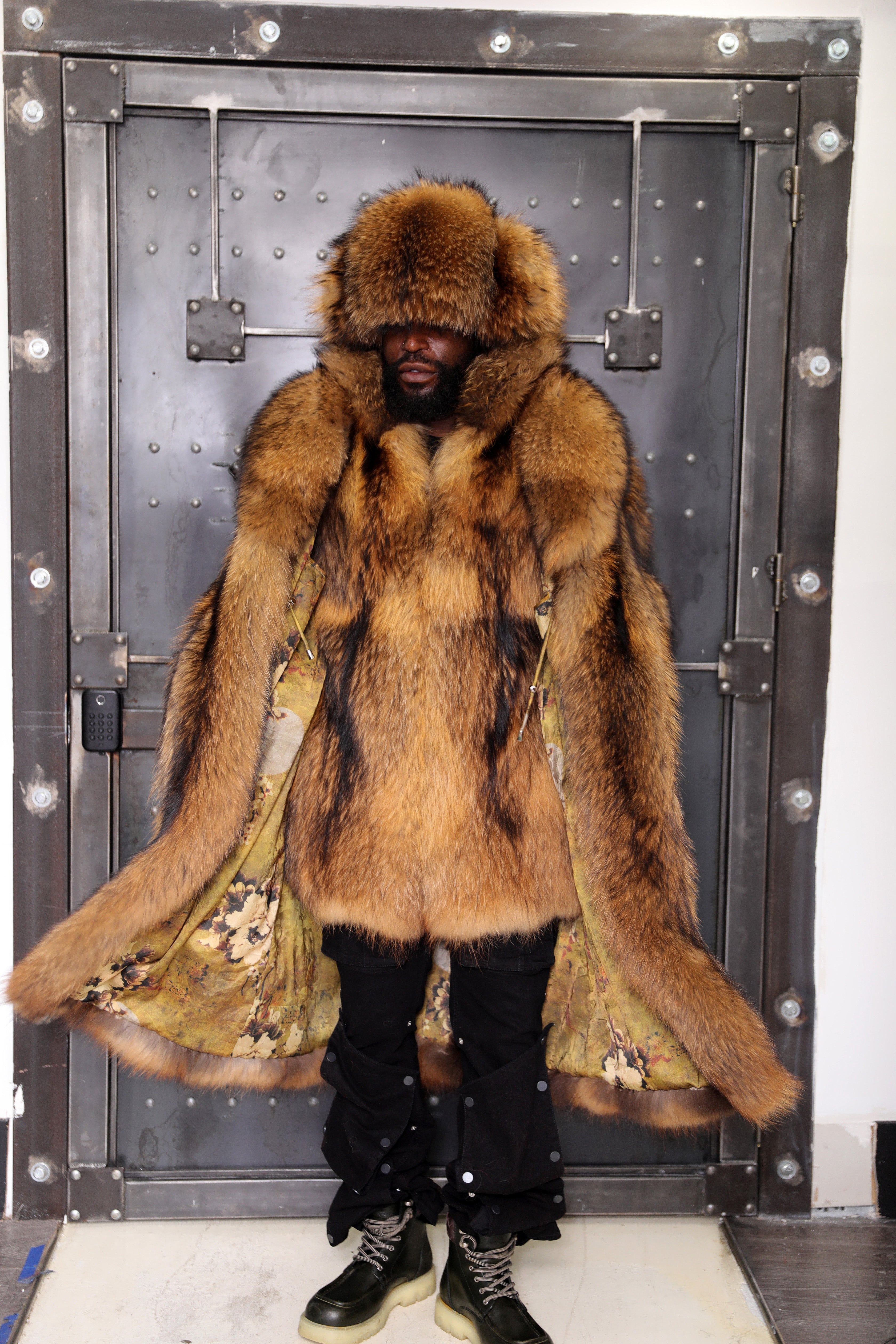 Men's Full-Length Full-Skin Finn Raccoon Coat