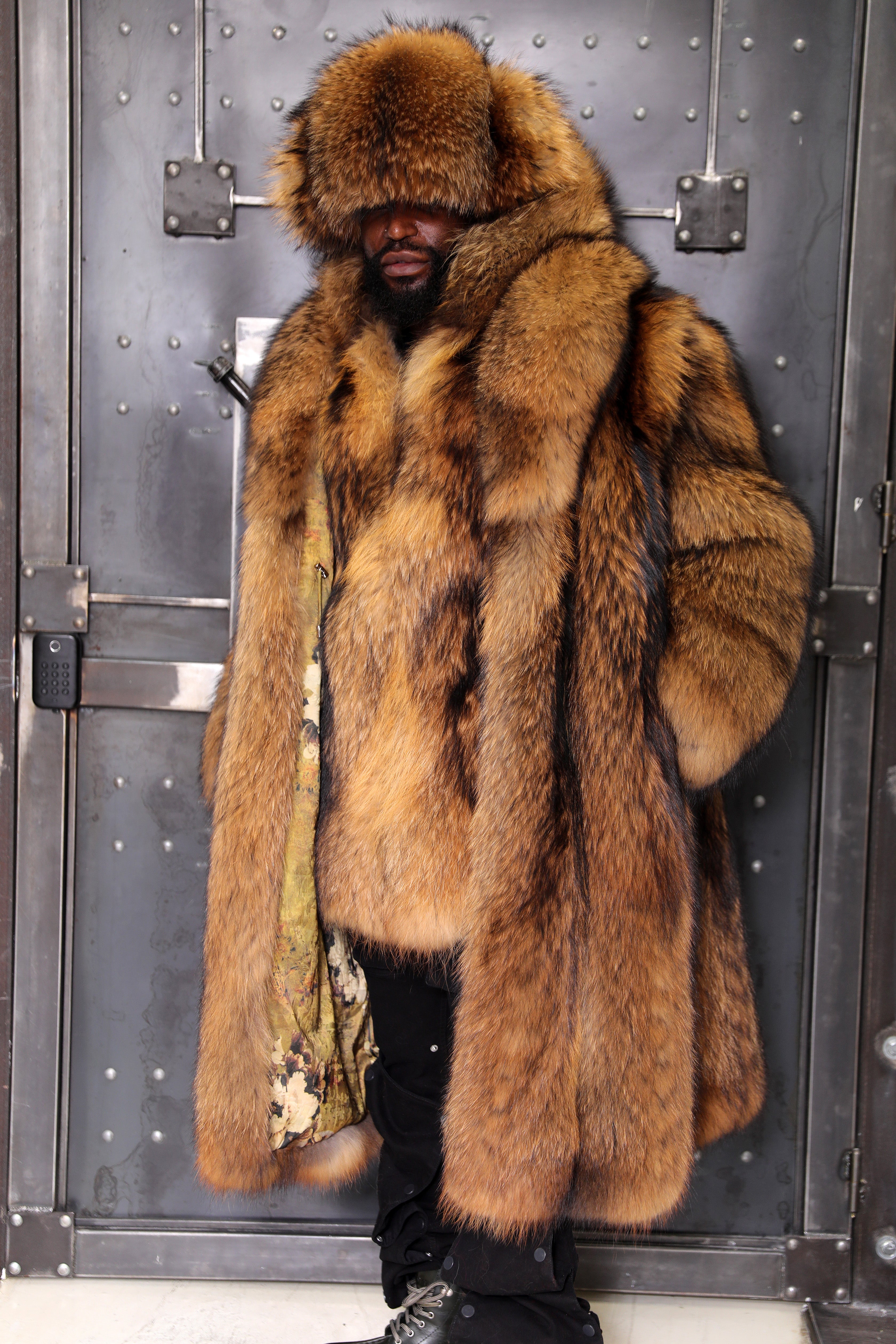 Men's Full-Length Full-Skin Finn Raccoon Coat
