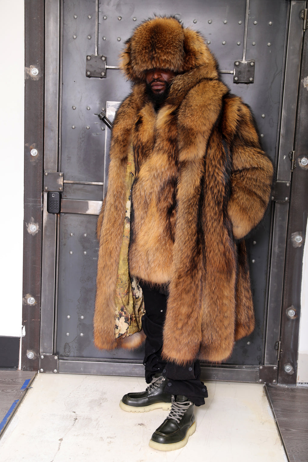 Men's Full-Length Full-Skin Finn Raccoon Coat